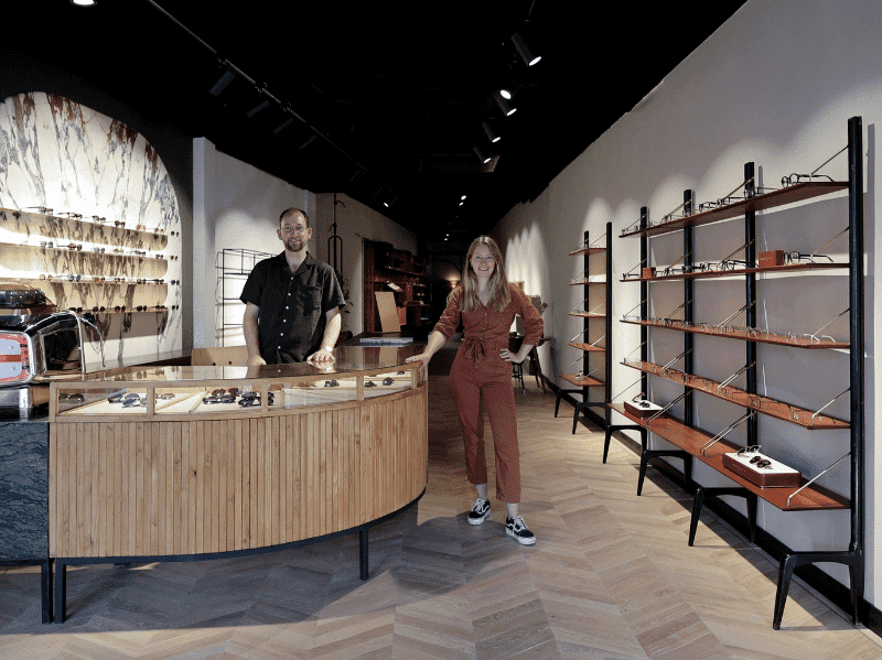 eigenaren brilstudio in soest